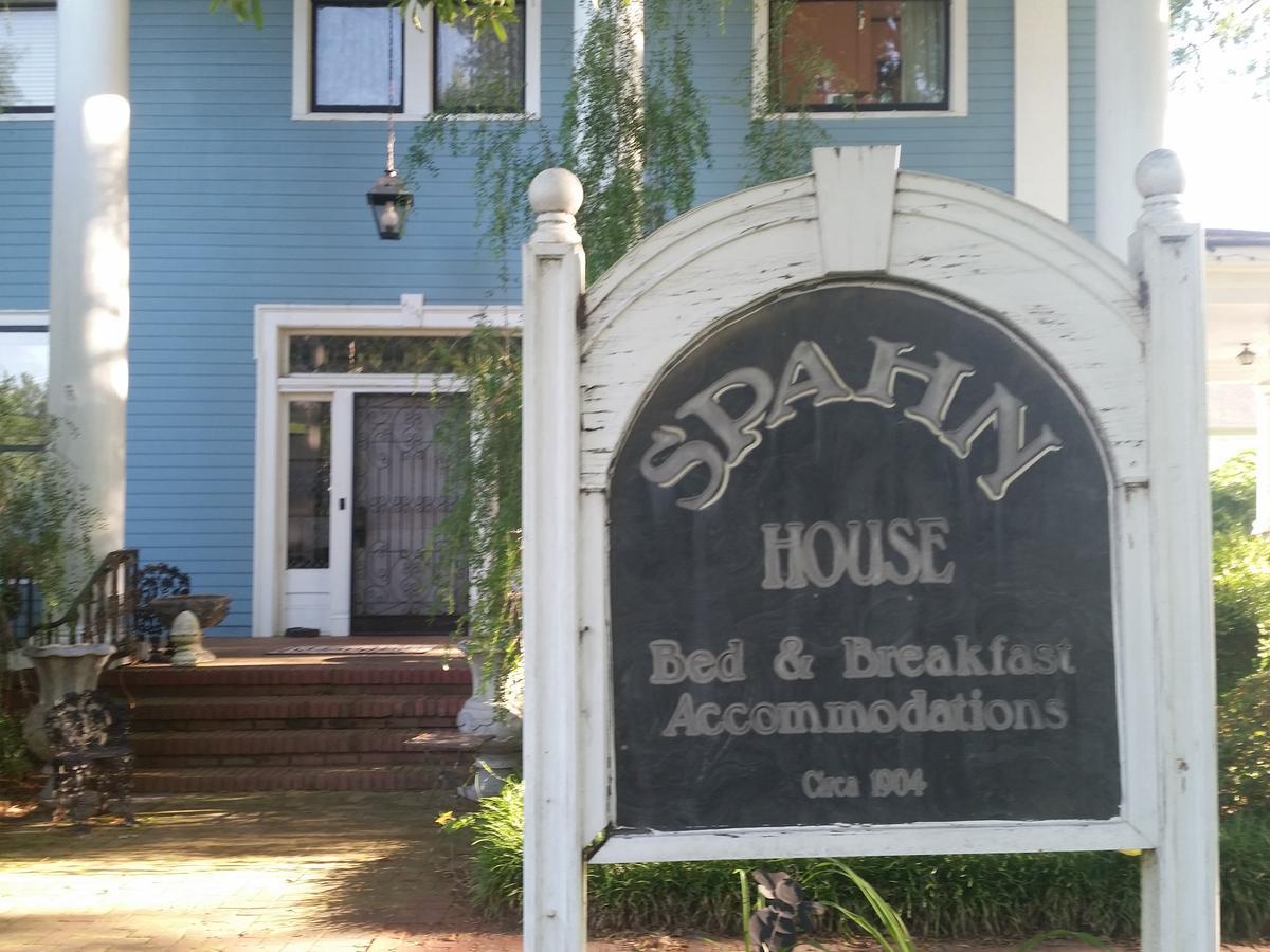 Spahn House Bed And Breakfast Senatobia Exterior photo